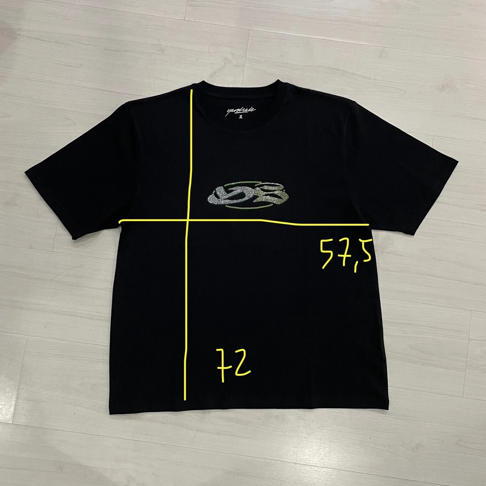 Yardsale T-shirt -Jewel Tee (Zwart) – photo 3